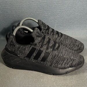 Adidas‎ Swift Run 22 GW8166 Athletic Shoes Size 6Y Size 7 Women’s